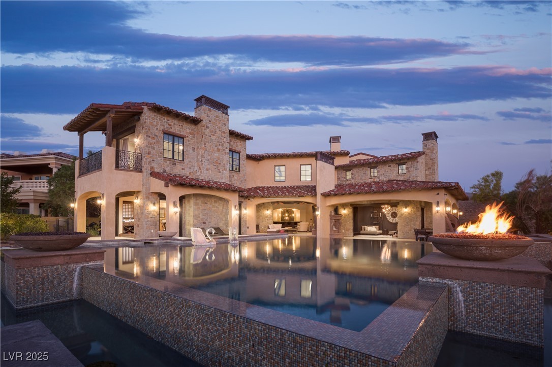 2 Awbrey Court