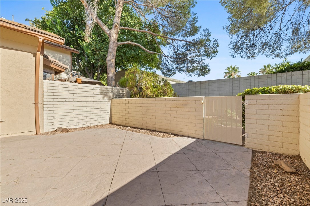 3283 Dawnflower Street B