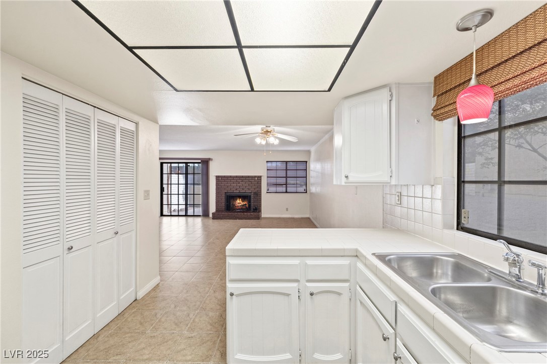 3283 Dawnflower Street B