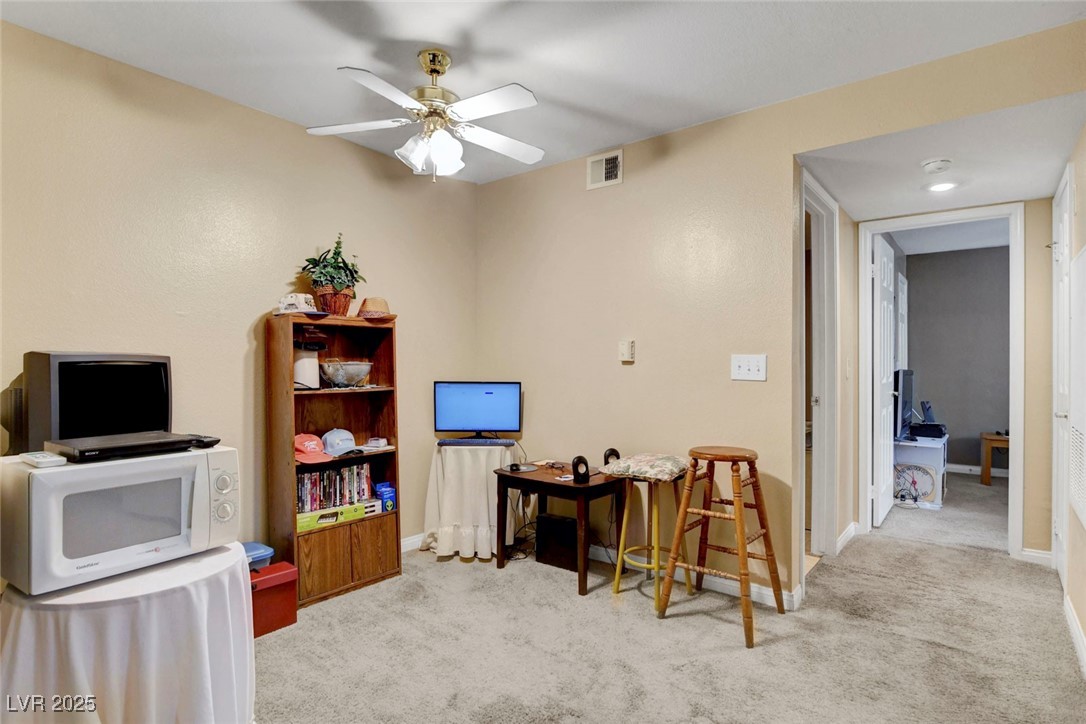 231 West Horizon Ridge Parkway 2822