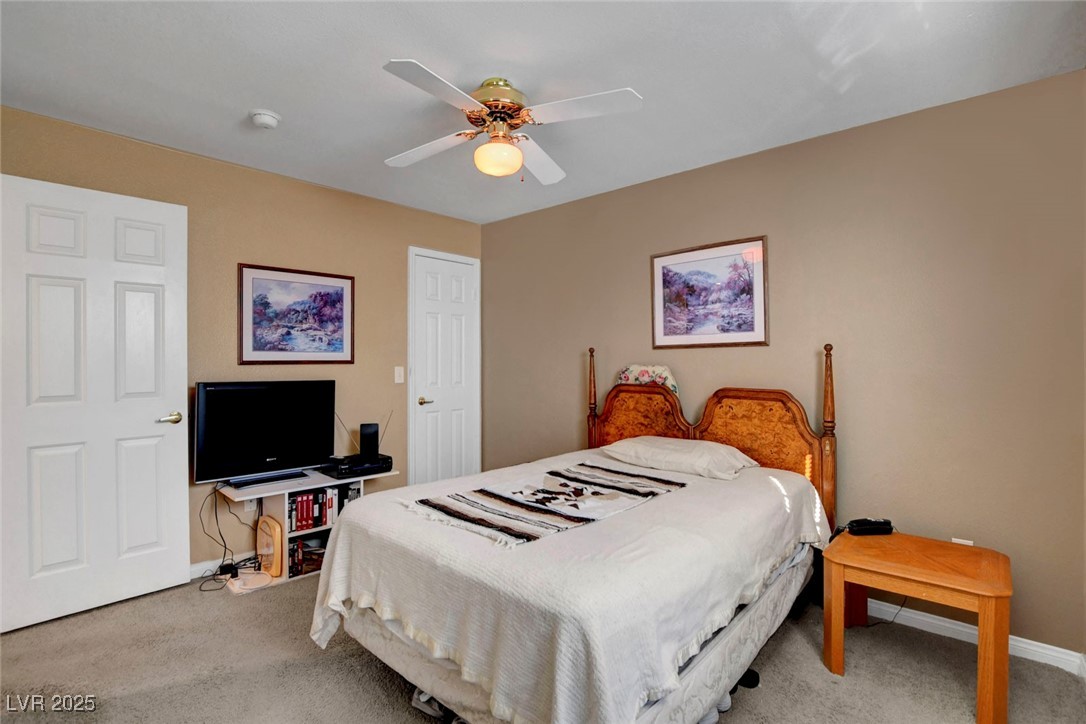 231 West Horizon Ridge Parkway 2822