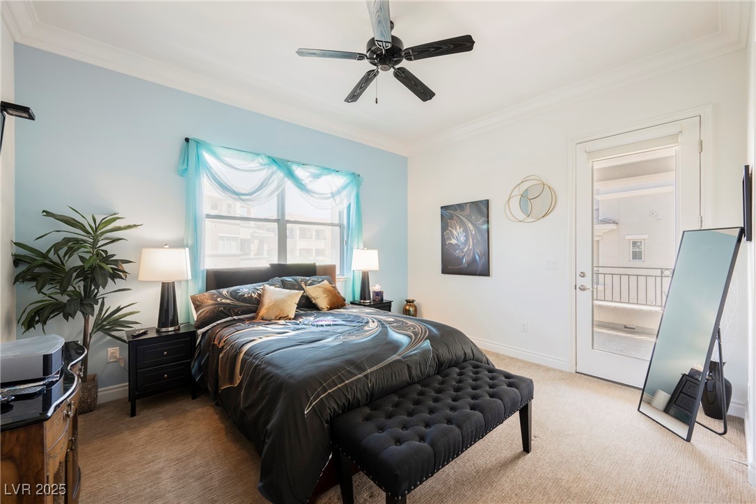 9213 Las Manaitas Avenue 301