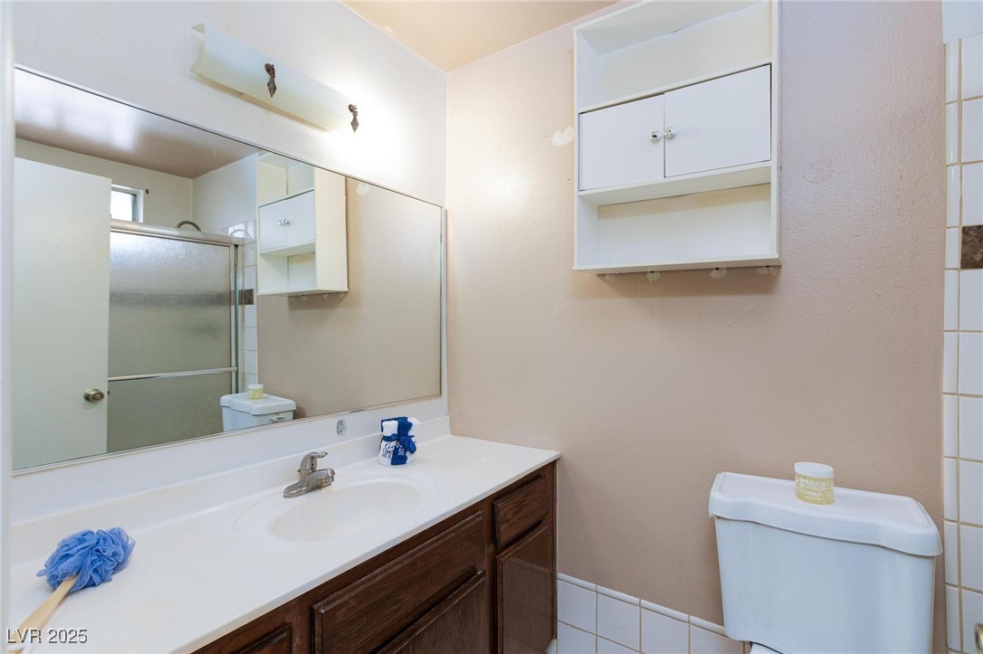 4000 Camas Court
