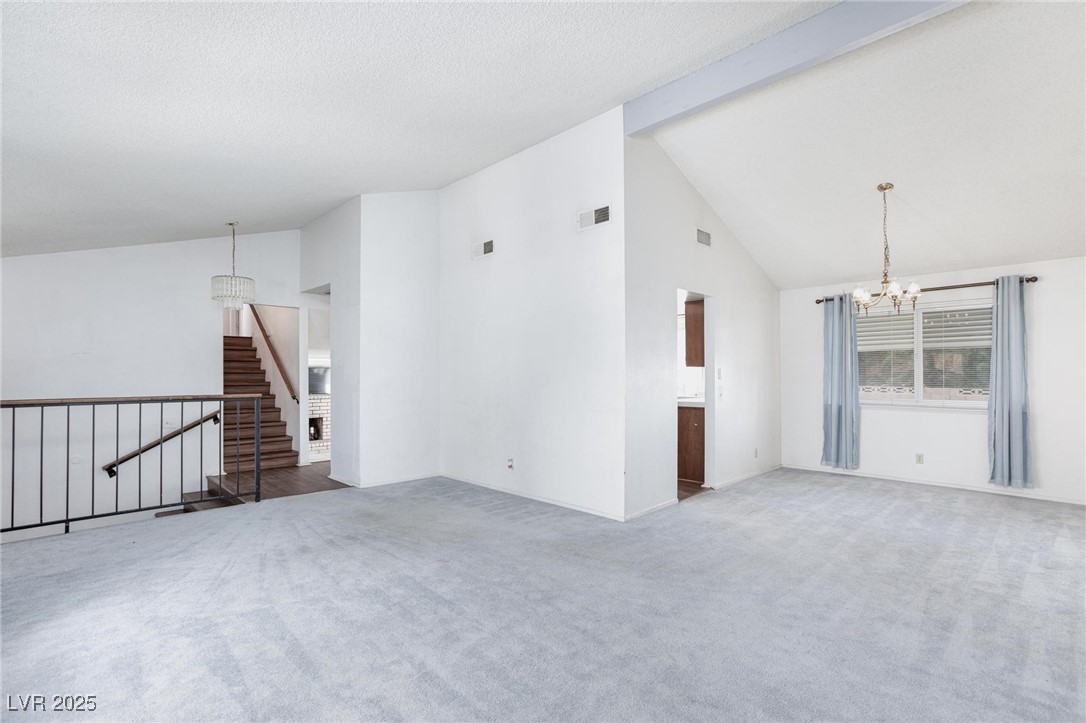 4000 Camas Court