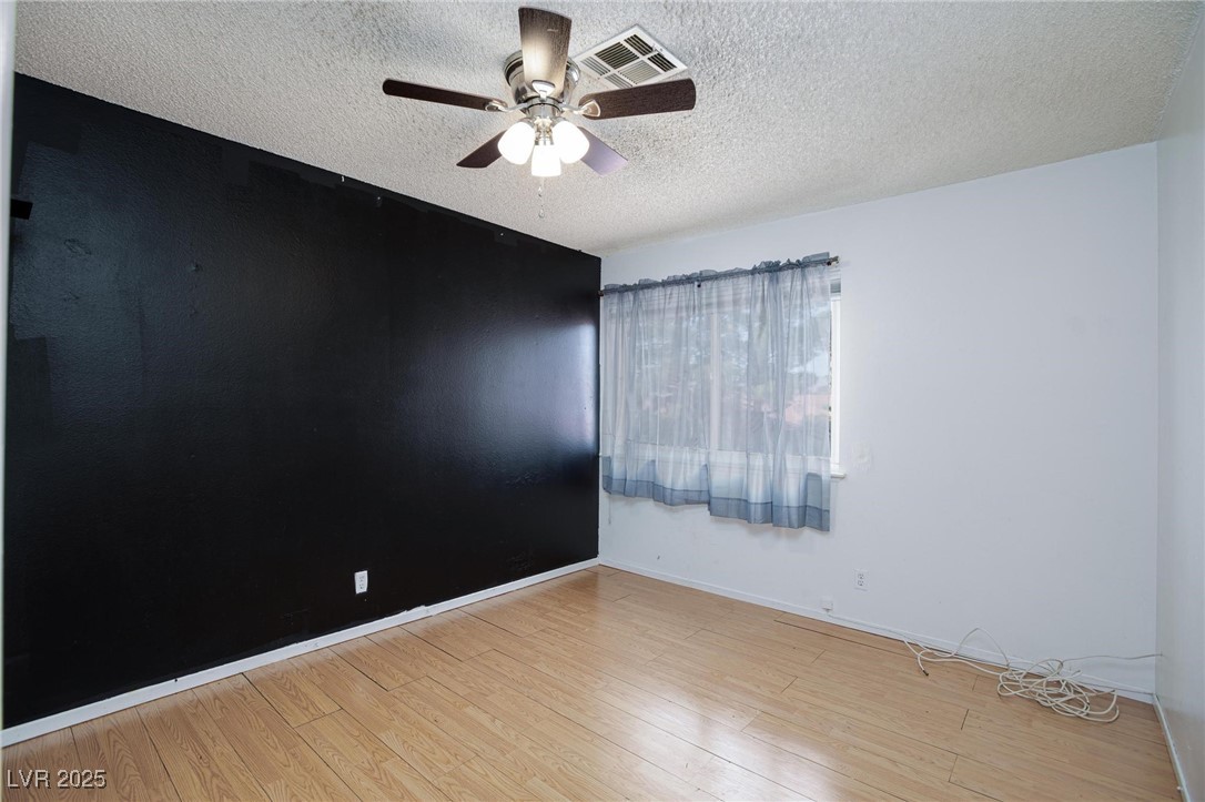 4000 Camas Court