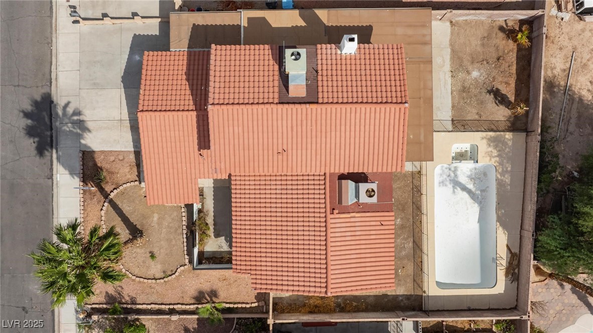 4000 Camas Court