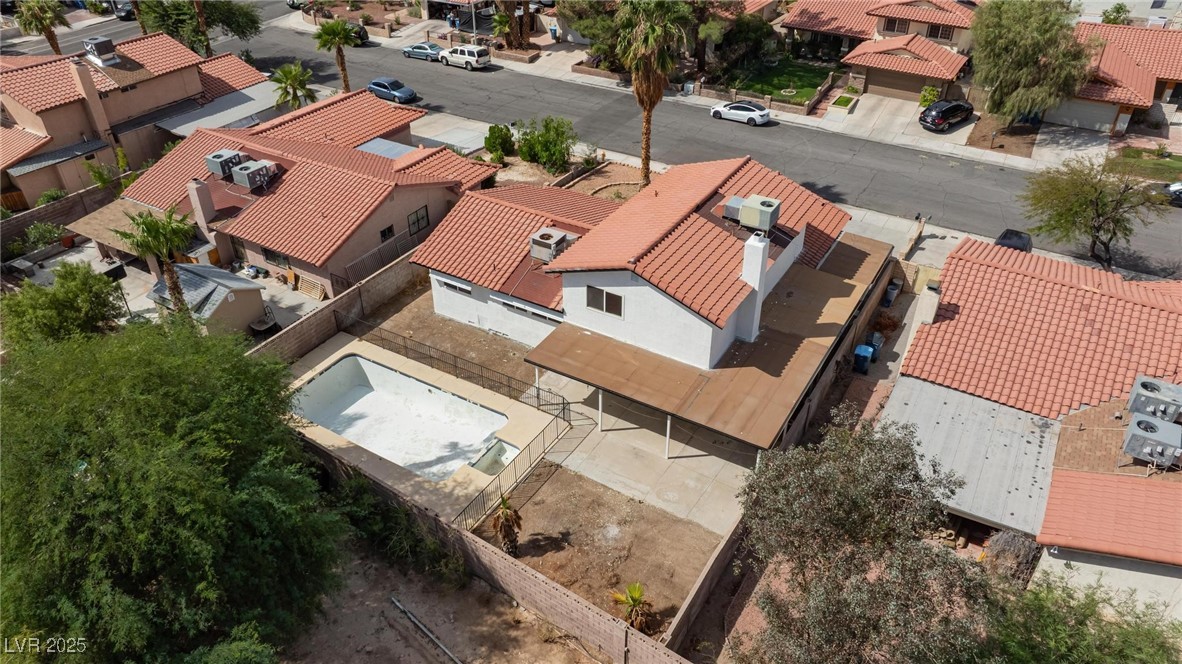 4000 Camas Court