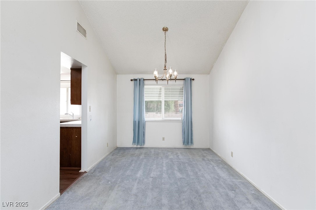 4000 Camas Court