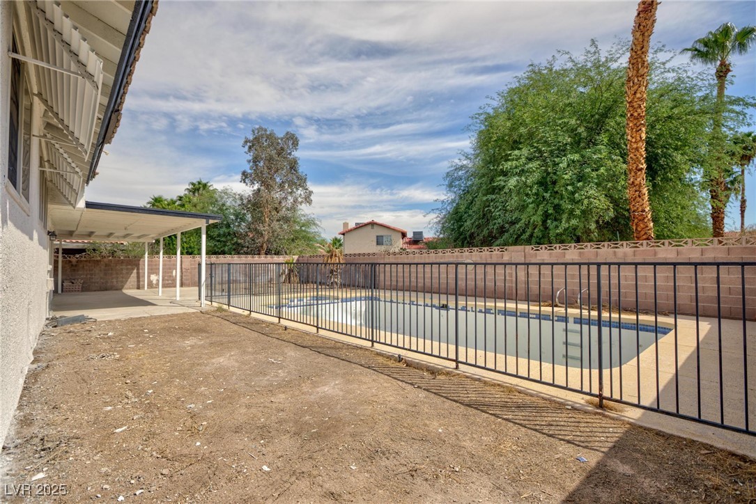4000 Camas Court
