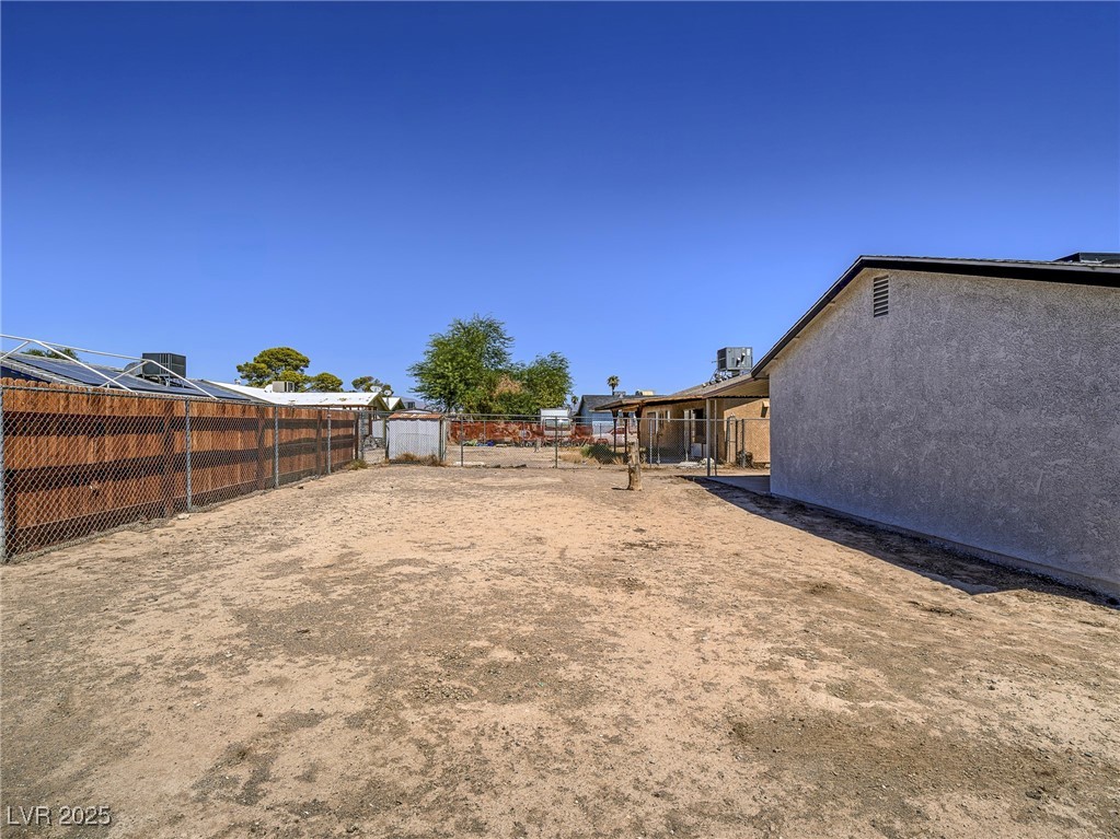 2479 North Walnut Road