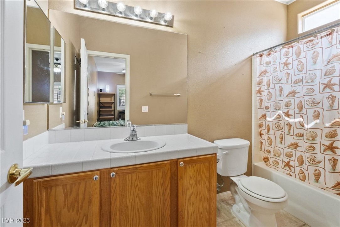 3827 Blue Gull Street