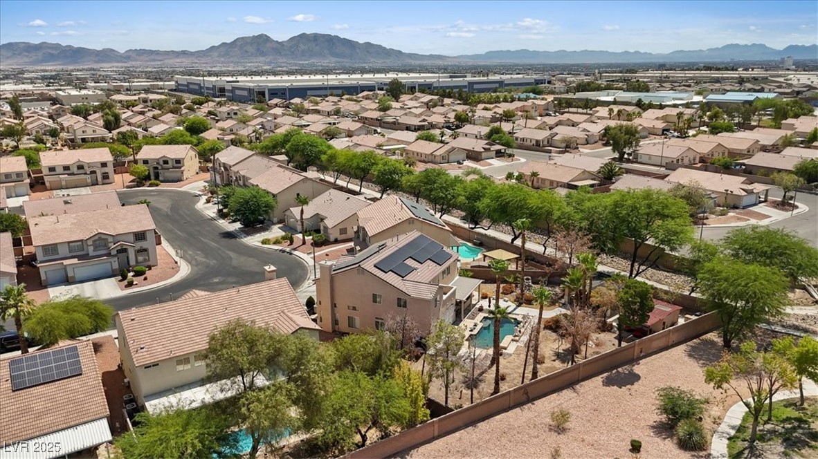 3827 Blue Gull Street