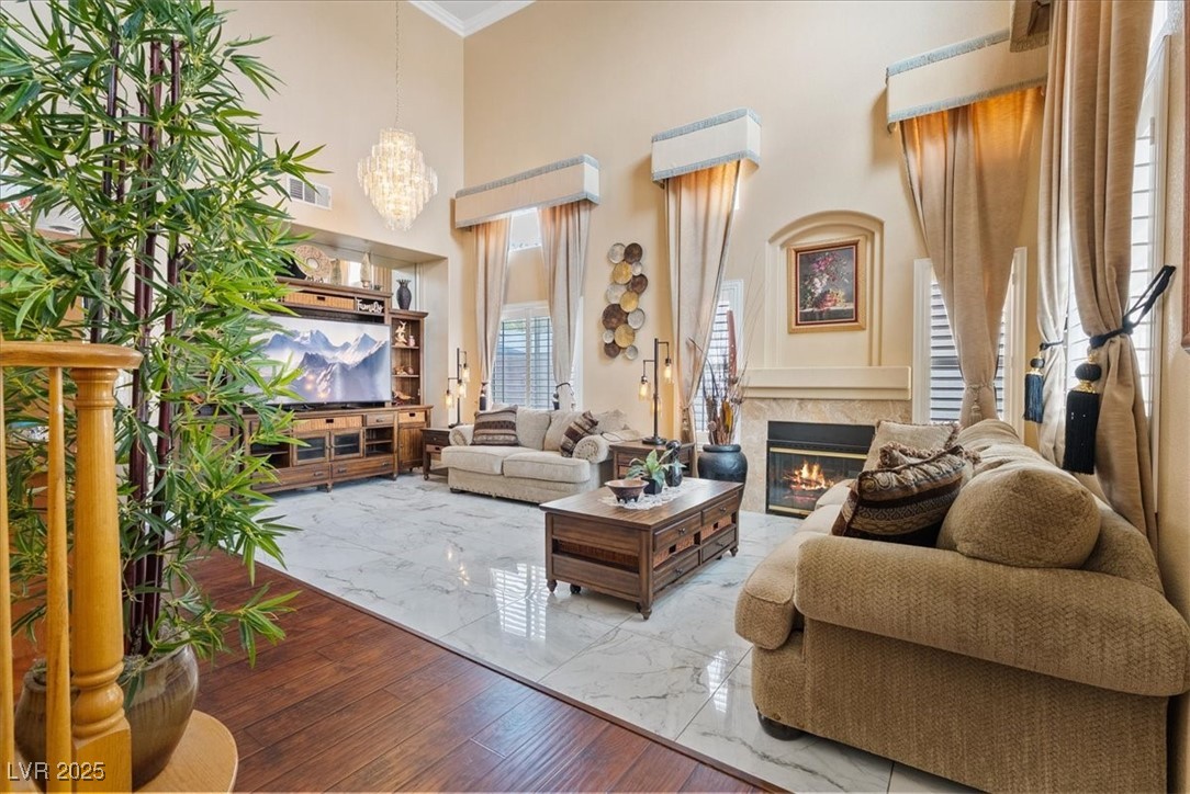 3827 Blue Gull Street