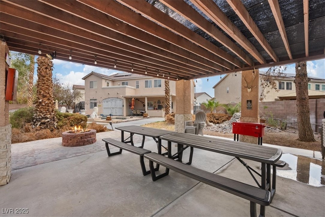 3827 Blue Gull Street