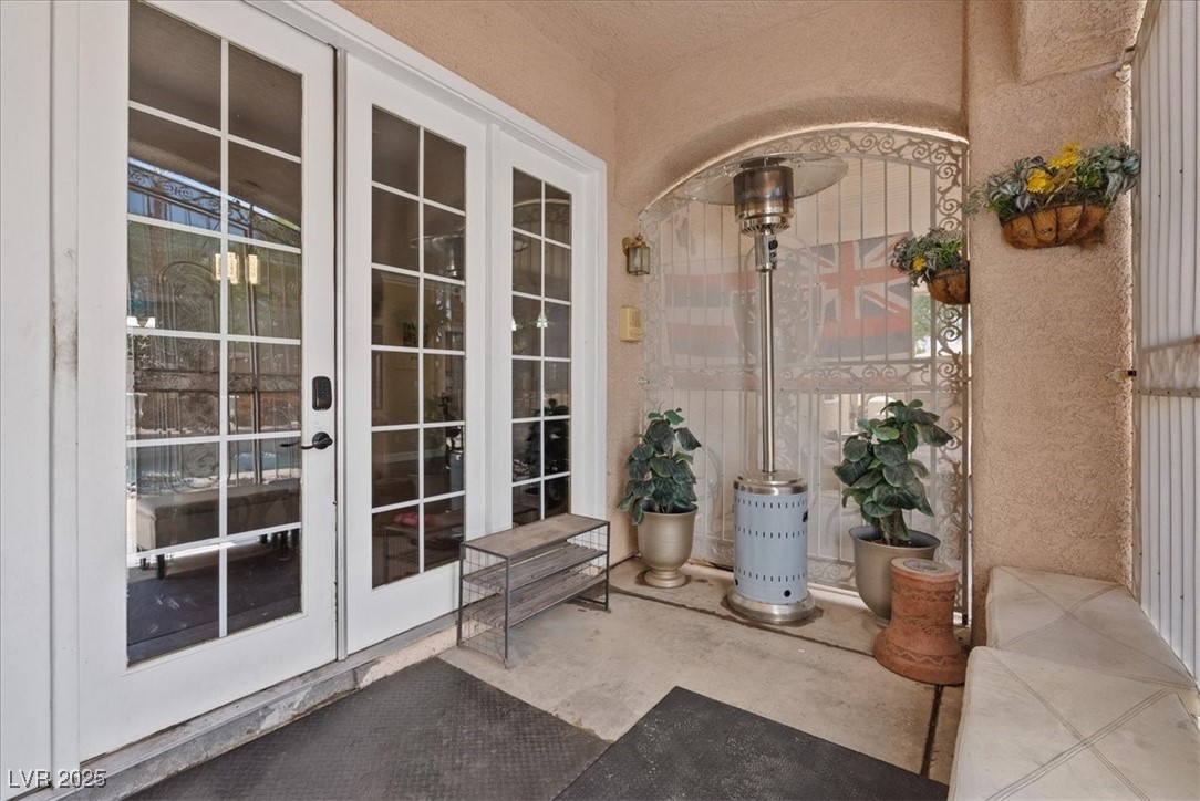 3827 Blue Gull Street