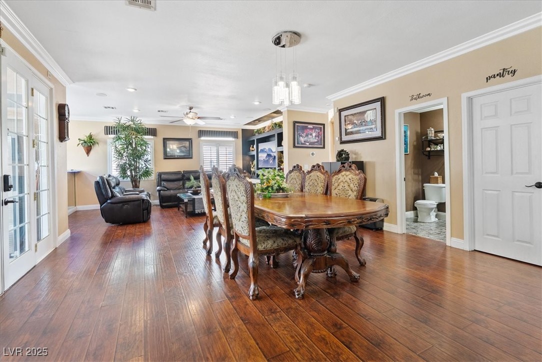 3827 Blue Gull Street