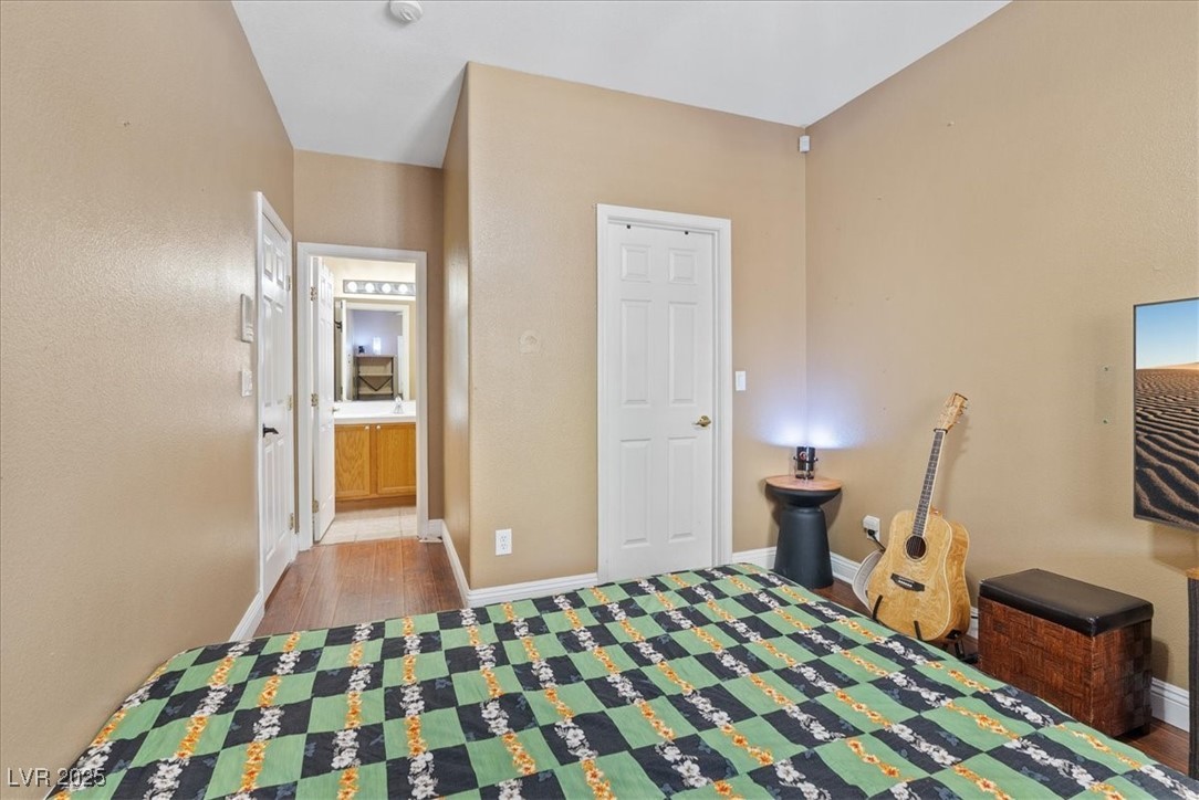 3827 Blue Gull Street