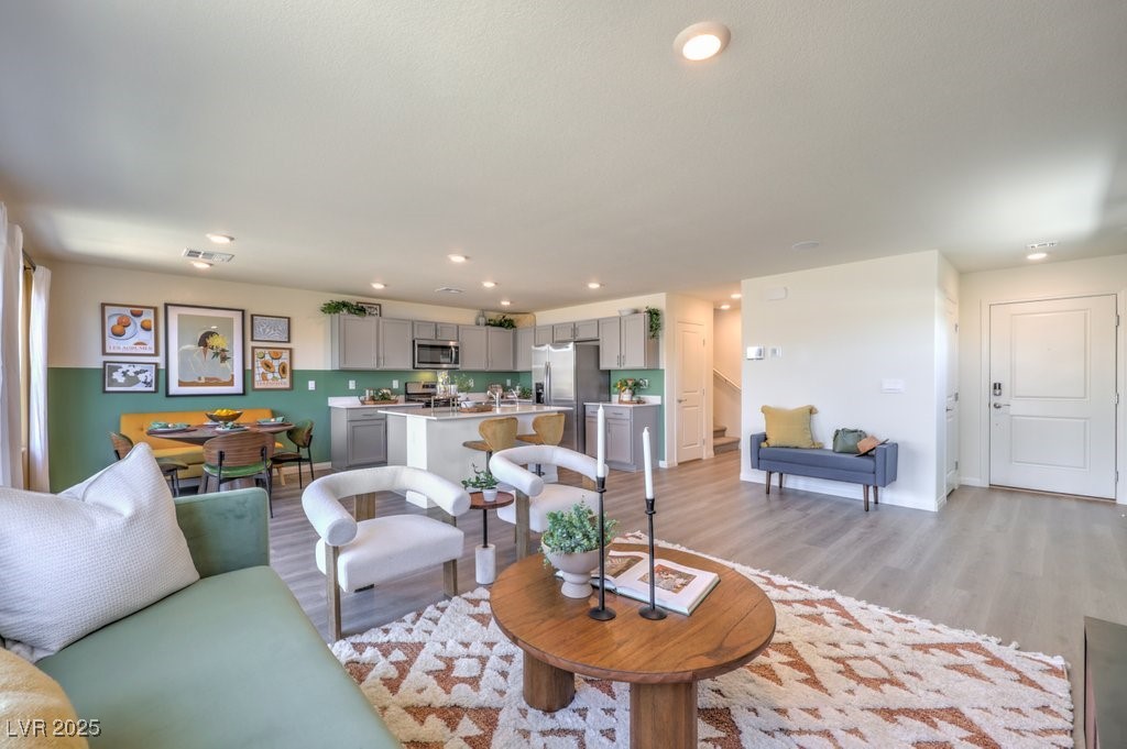 6141 Orchid Falls Street 25