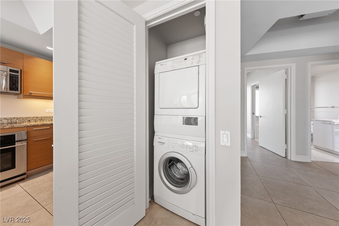 222 Karen Avenue 1101