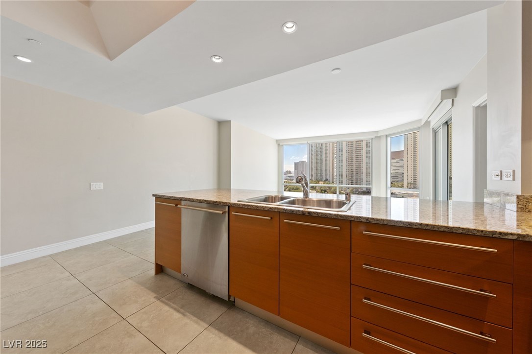 222 Karen Avenue 1101