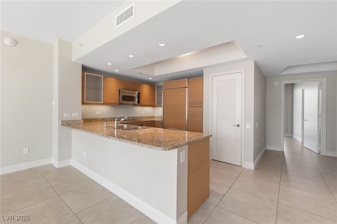 222 Karen Avenue 1101