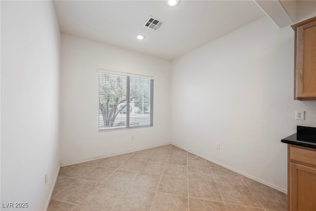 2129 Bay Thrush Way