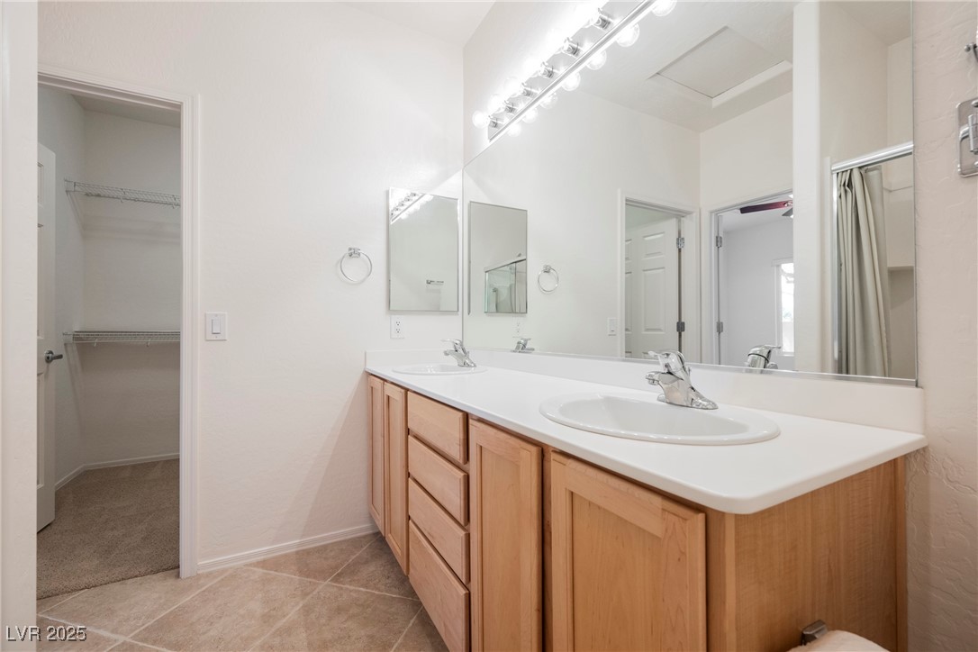 2129 Bay Thrush Way