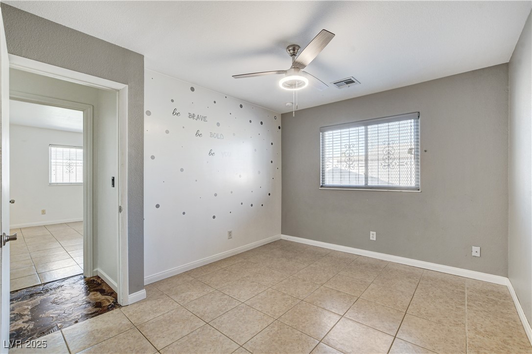 4828 Lakestream Avenue