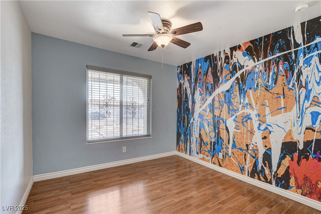 4828 Lakestream Avenue