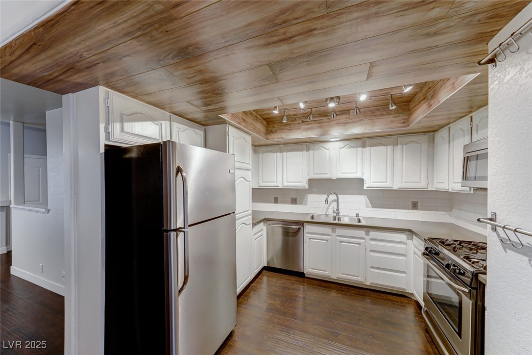 2603 South Durango Drive 203