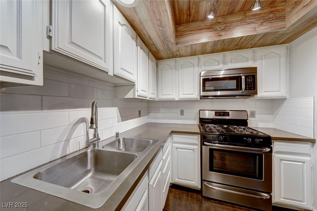 2603 South Durango Drive 203