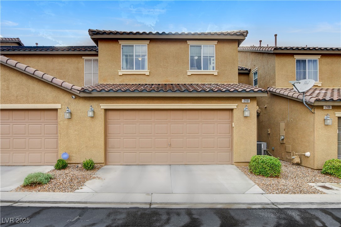 2110 Waterlily View Street