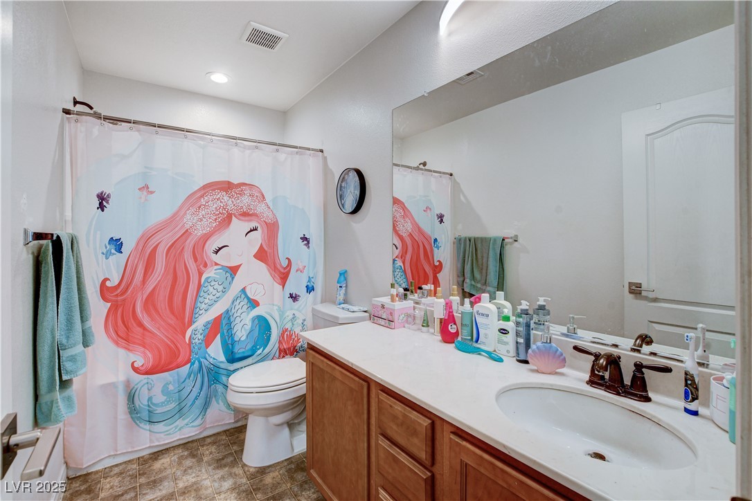 2110 Waterlily View Street