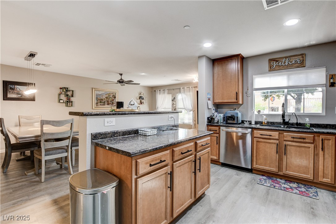 2110 Waterlily View Street