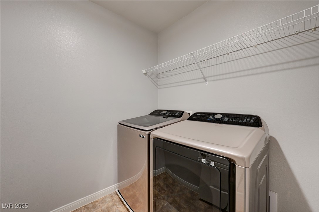 2110 Waterlily View Street