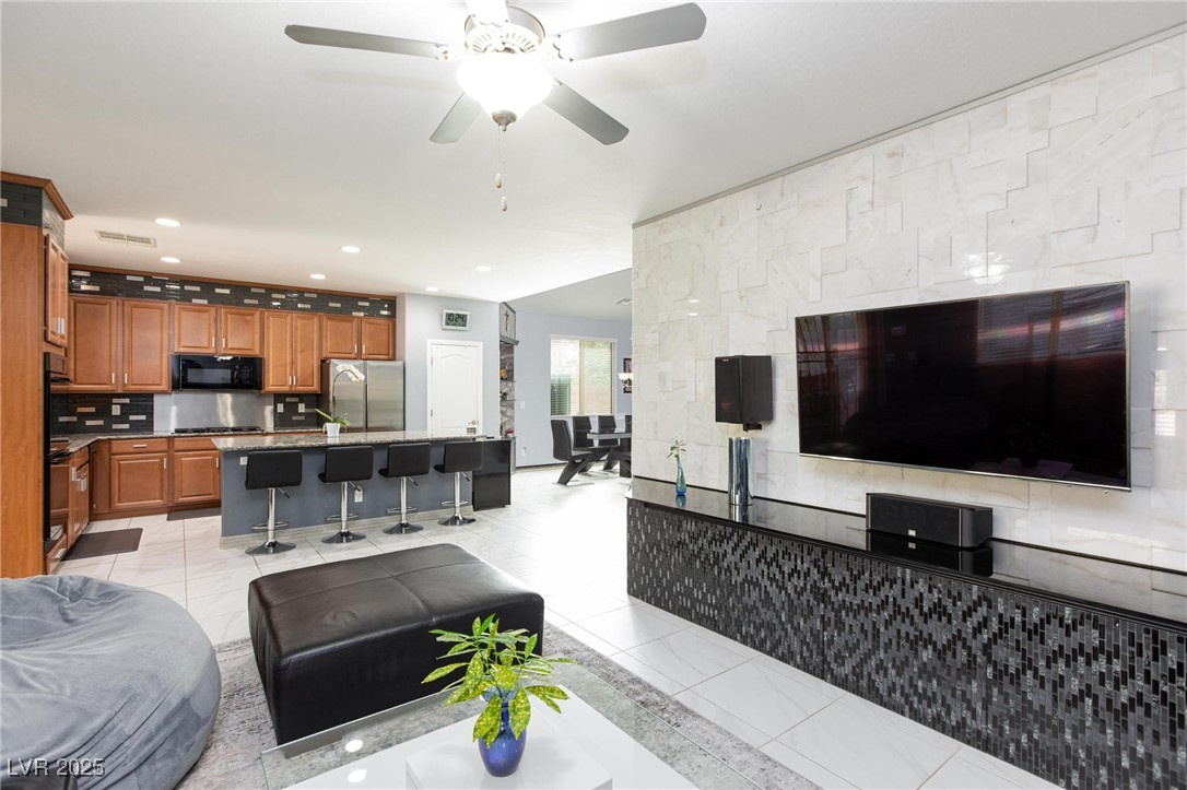 10034 White Mulberry Drive