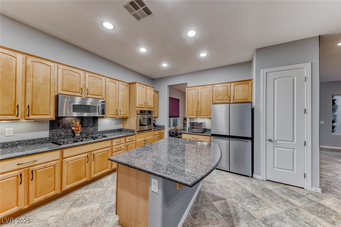 2142 Sandstone Cliffs Drive