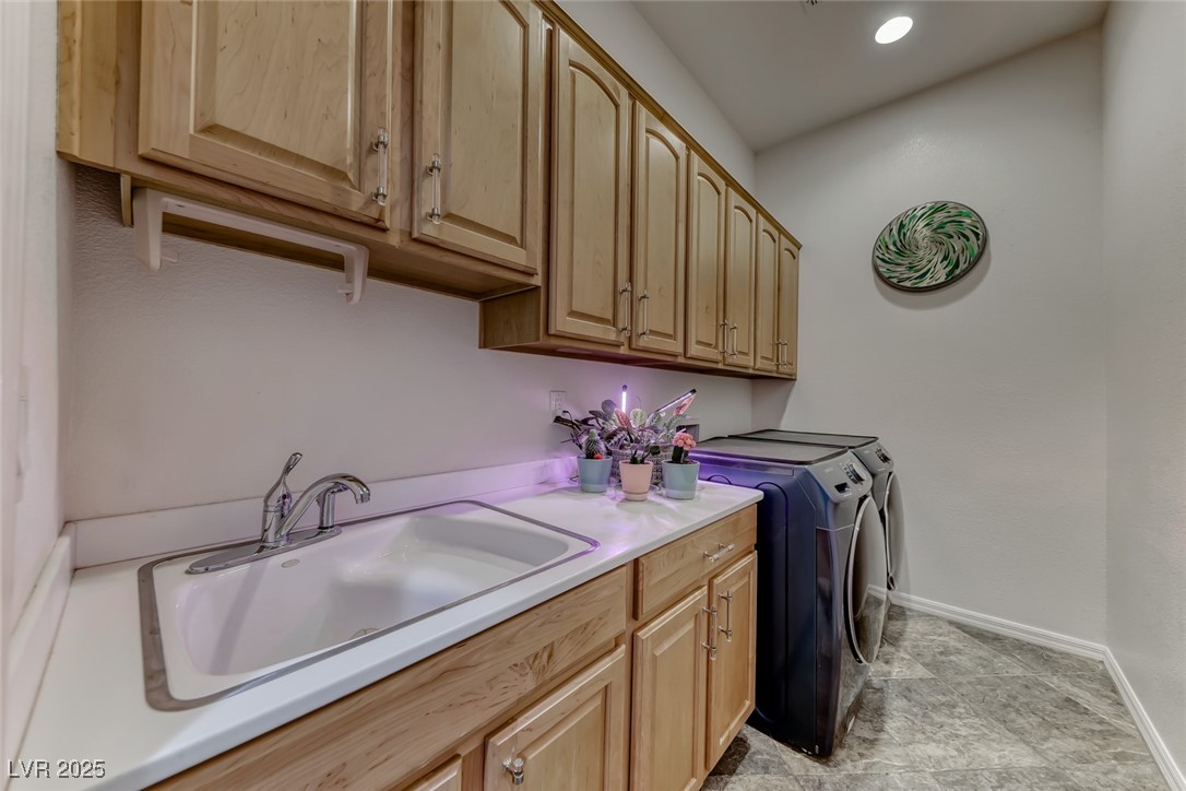 2142 Sandstone Cliffs Drive
