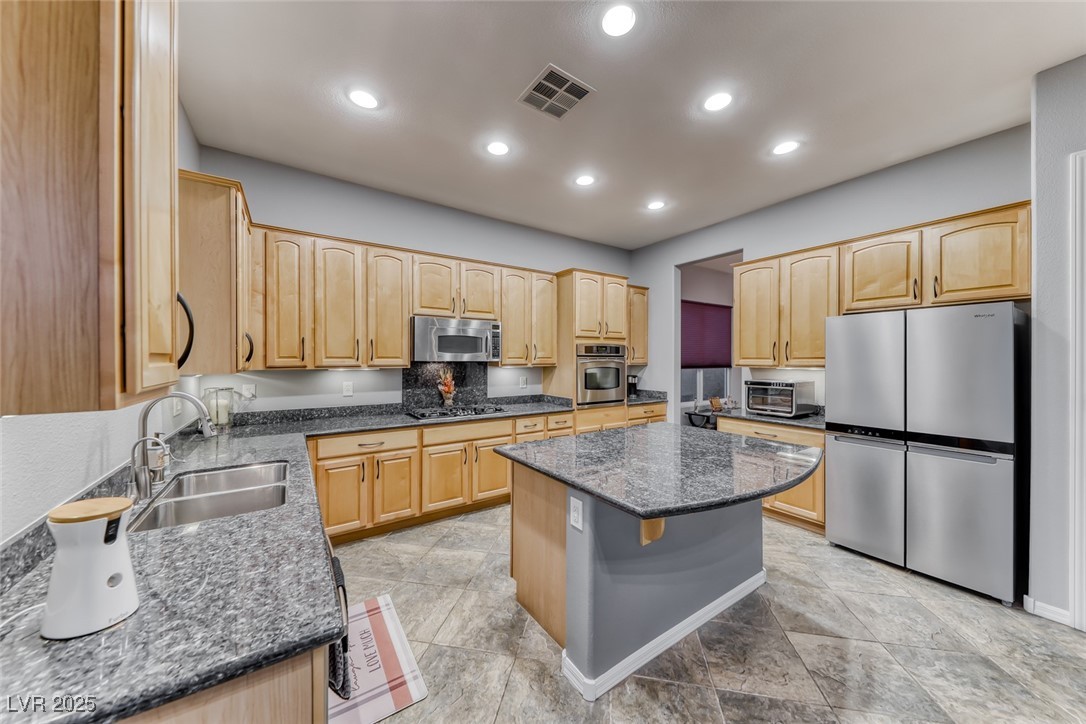2142 Sandstone Cliffs Drive