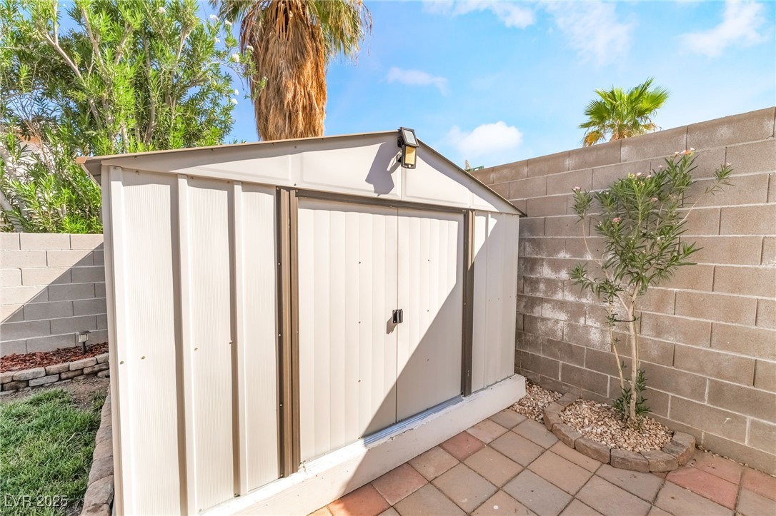 924 Highland Trails Avenue