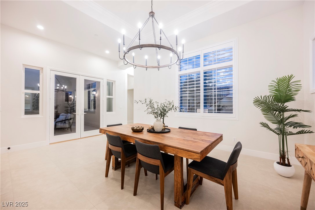 10038 Peak Lookout Street