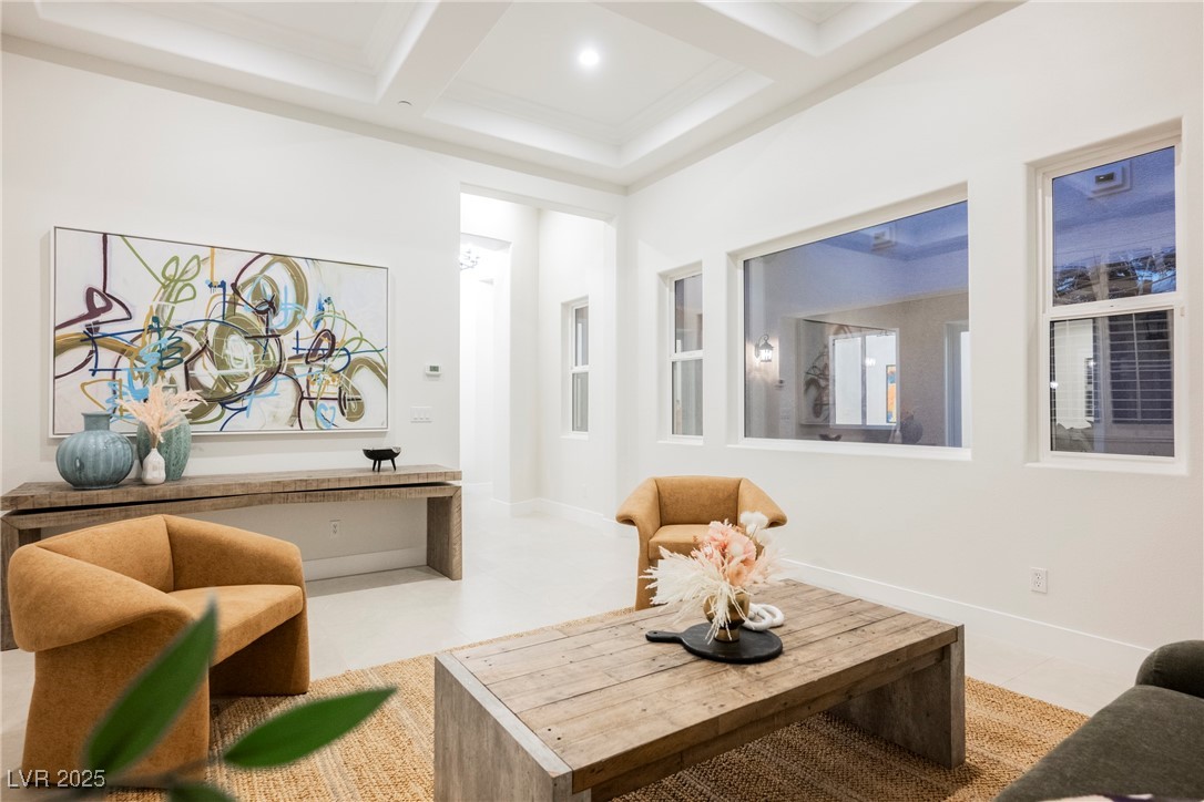 10038 Peak Lookout Street