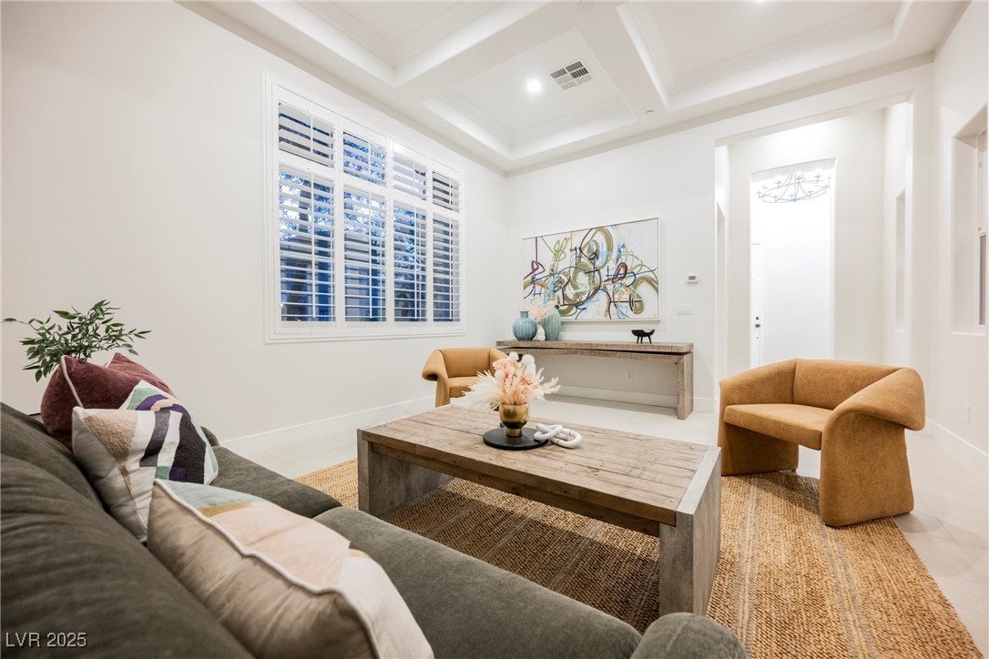 10038 Peak Lookout Street