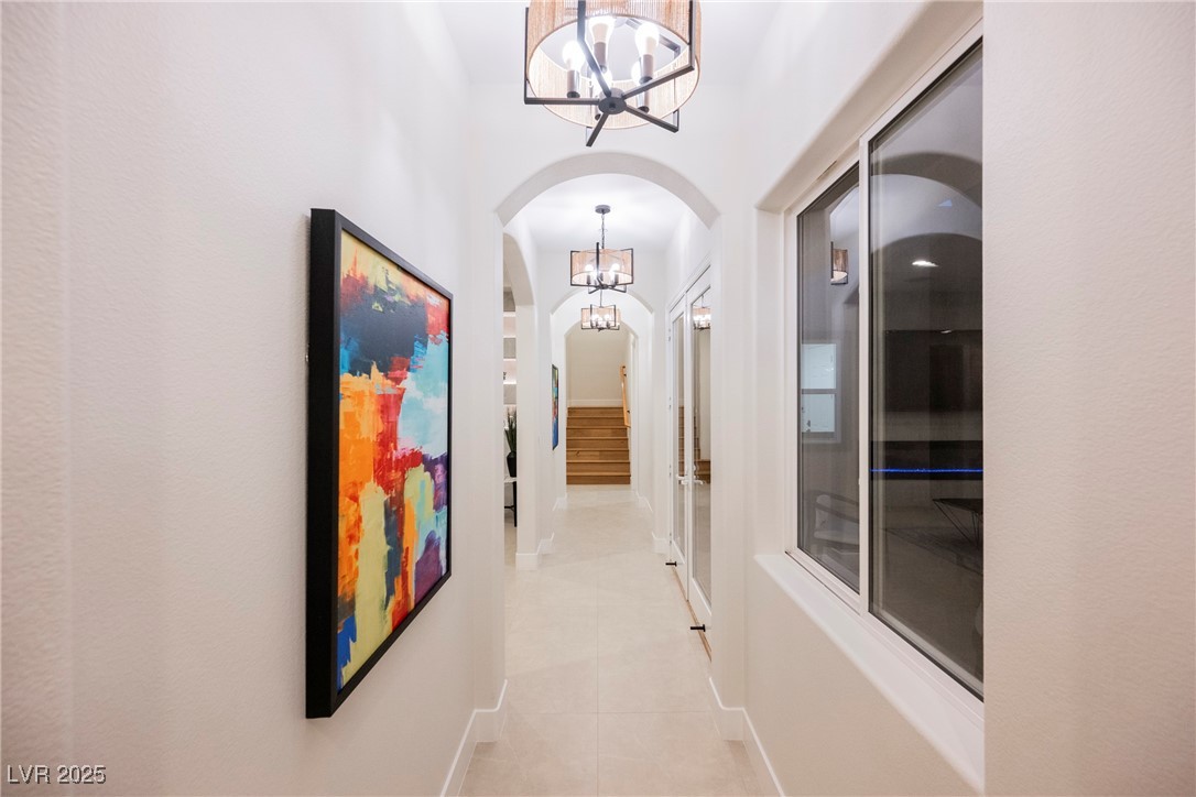 10038 Peak Lookout Street