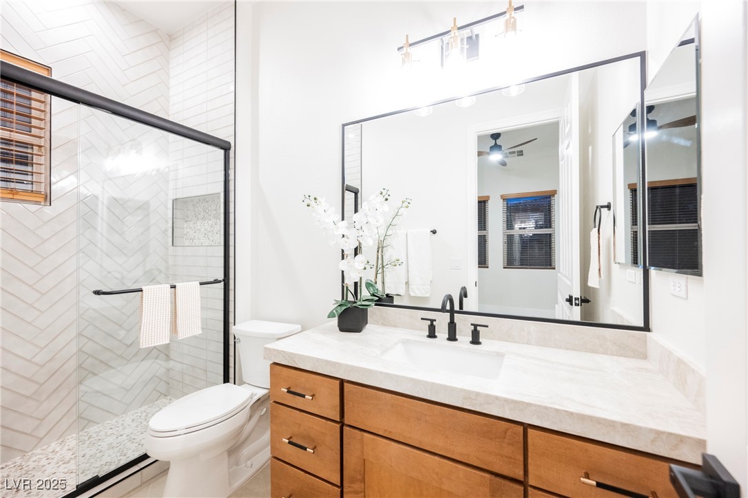 10038 Peak Lookout Street