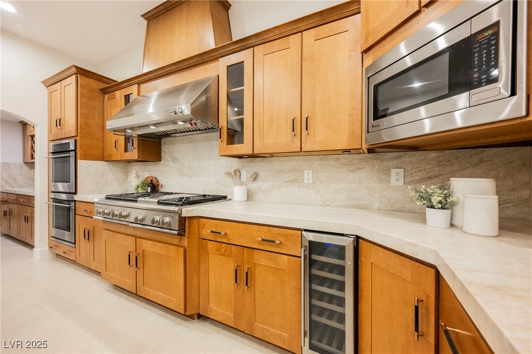 10038 Peak Lookout Street