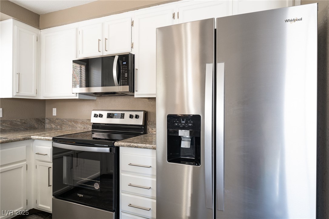 6873 Tamarus Street 201