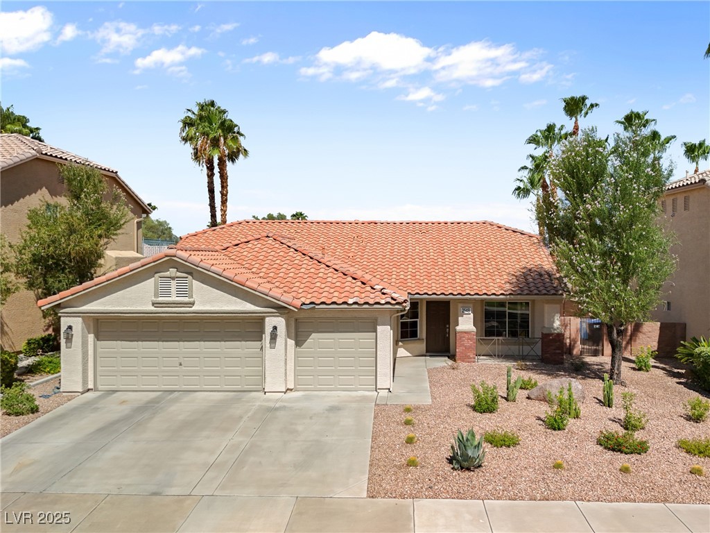 2548 Sundew Avenue