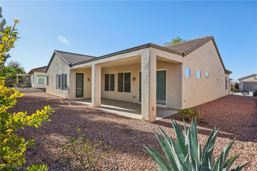 2156 Twin Falls Drive