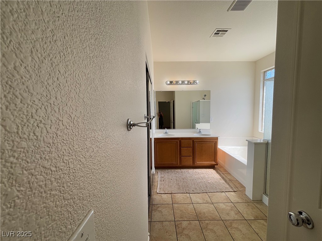 5446 Indian Cedar Drive